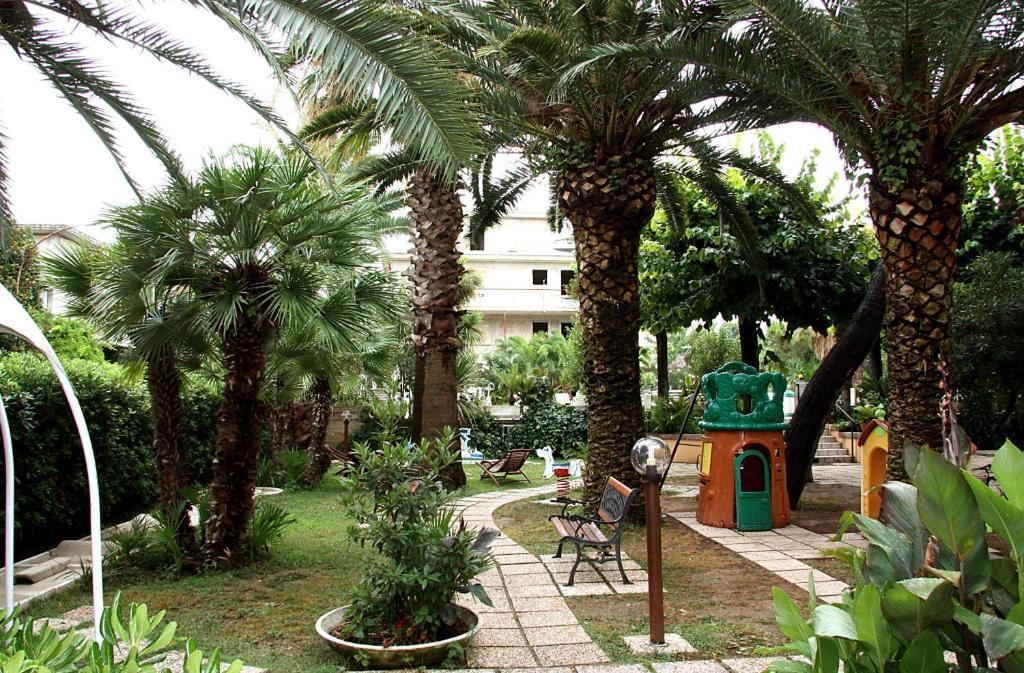 Hotel Marconi San Benedetto del Tronto Exterior foto