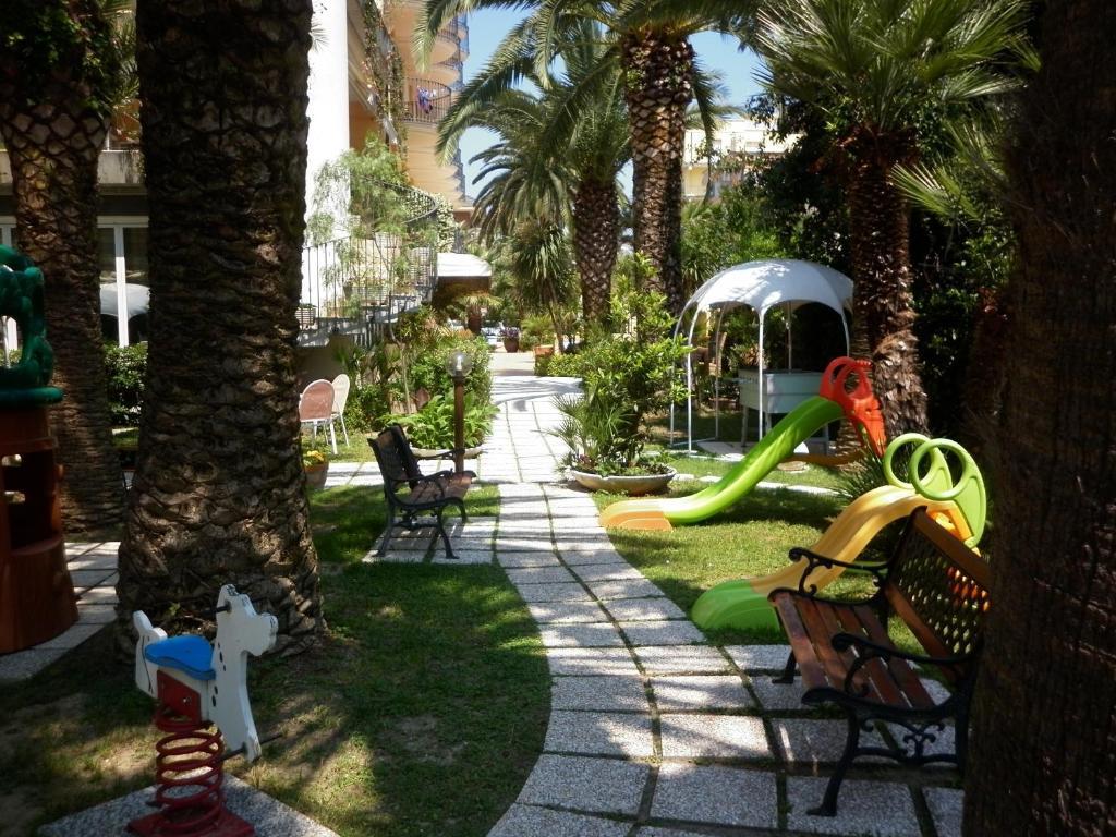 Hotel Marconi San Benedetto del Tronto Exterior foto